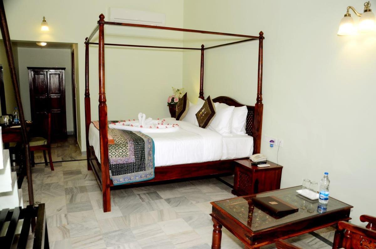 Koolwal Kothi Zinc Journey By The Fern, Nawalgarh, Rajasthan Экстерьер фото